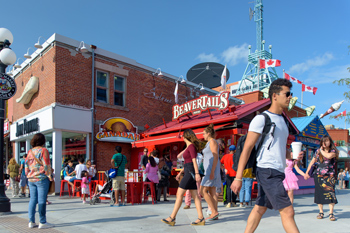 Exploring the Byward Market - Student Trips